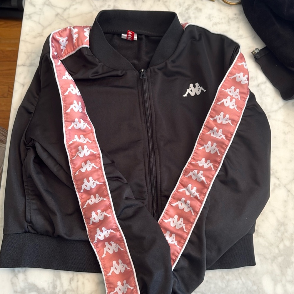 Kappa size large kids/womans zipper up. New